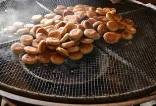 椰田古寨黎家小吃街 椰田古寨黎家小吃街