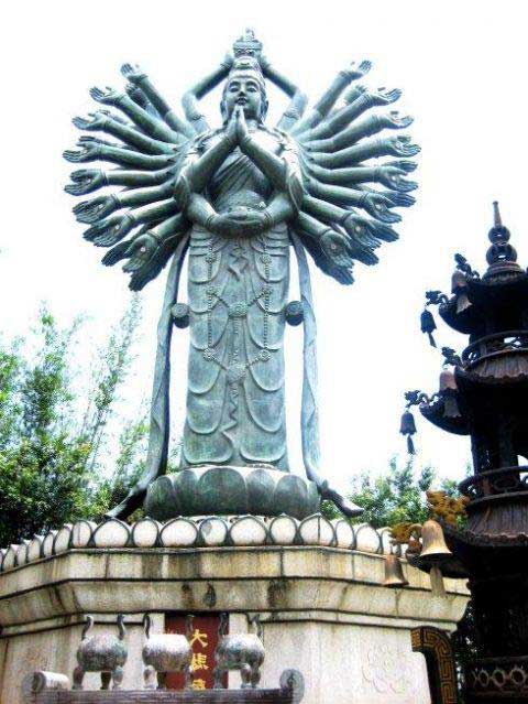 中国民俗文化村千手千眼观音