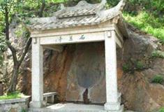 黄鹤楼石照亭