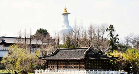 瘦西湖白塔