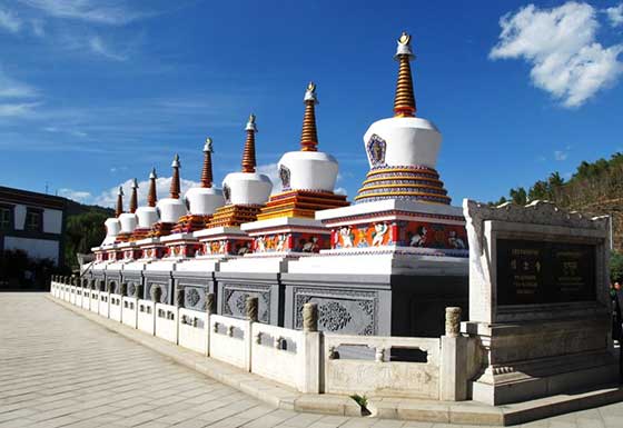 塔尔寺13636