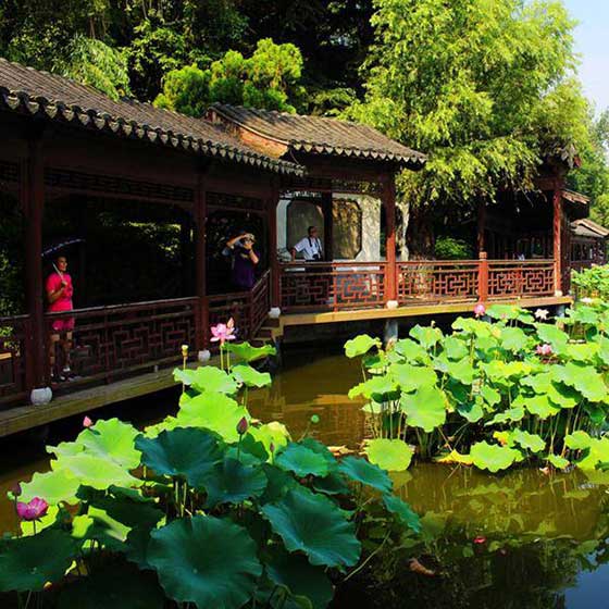 莫愁湖公园荷香水榭