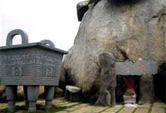 陵水分界洲岛官帽石