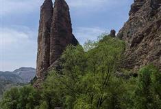 炳灵寺石窟姊妹峰