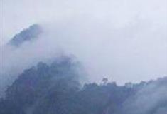 万佛山风景区：铜锣峰