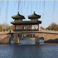 北京龙潭公园双星桥